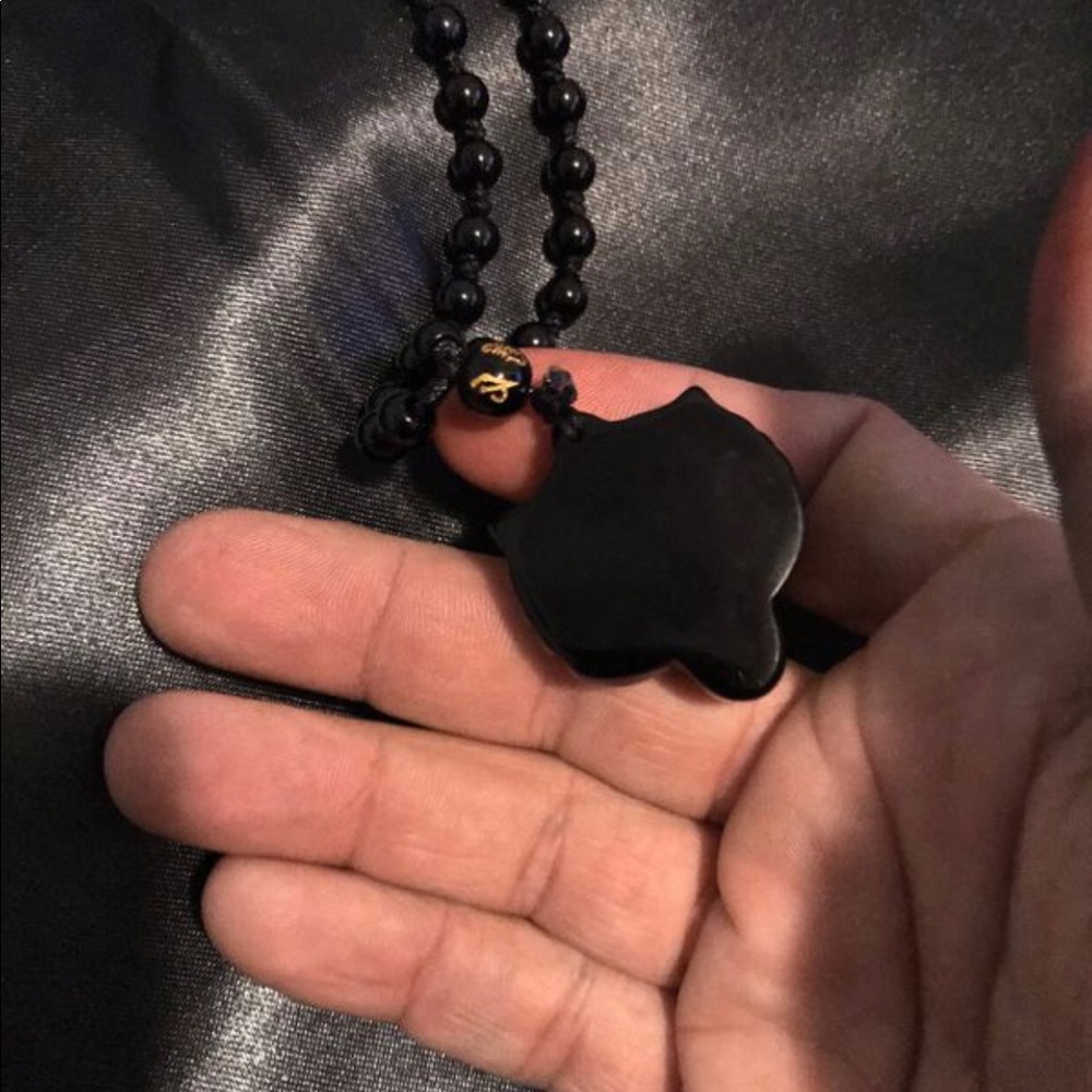 Obsidian Tiger Head Pendant - Picture 4 of 7